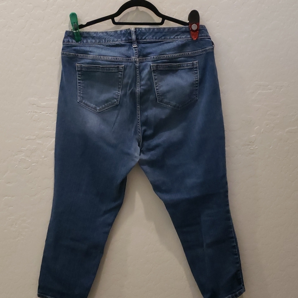 Jeans - Picture 2 of 5